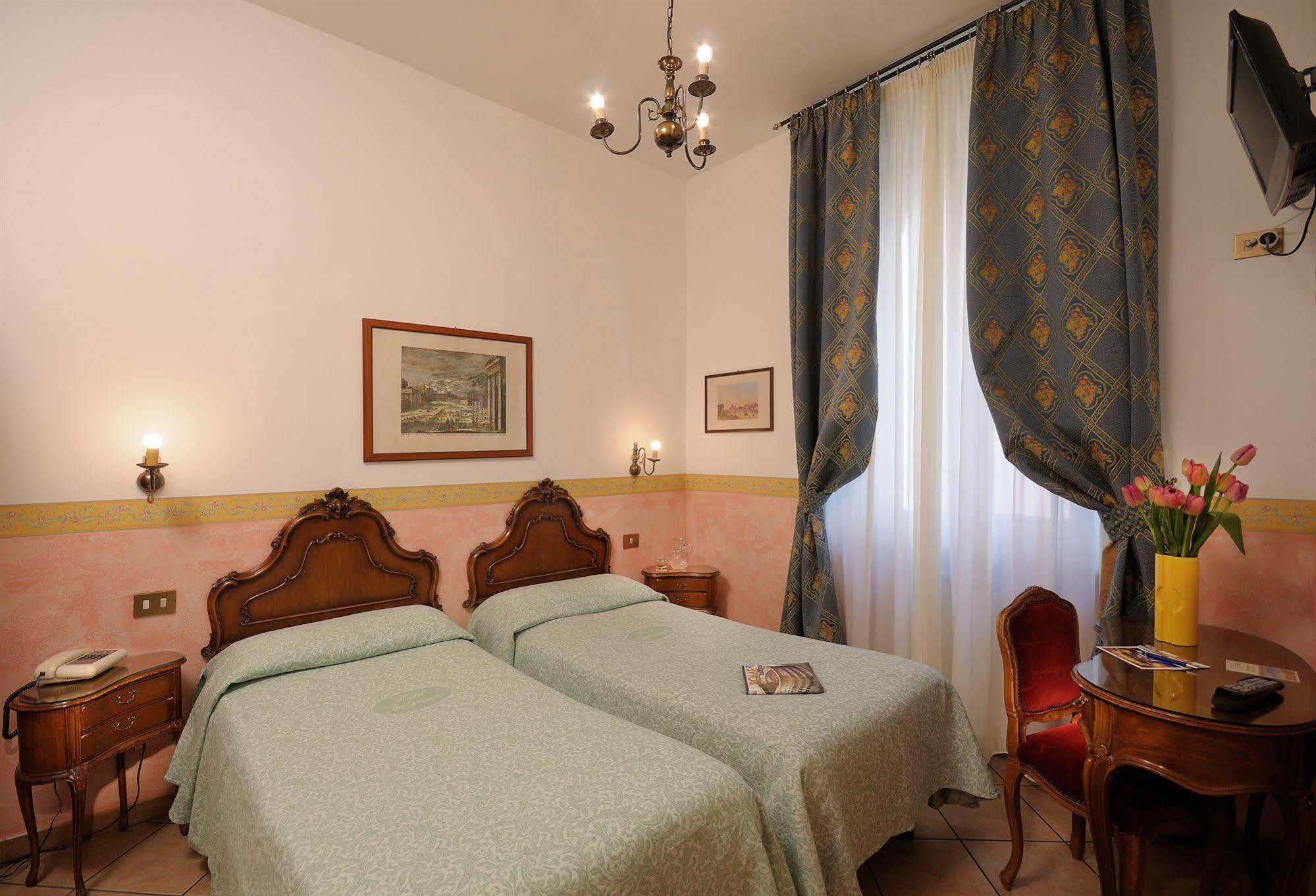 Parlamento Boutique 3* Rom